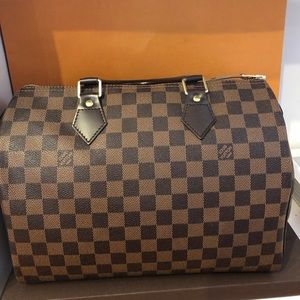 Louis Vuitton Speedy 30